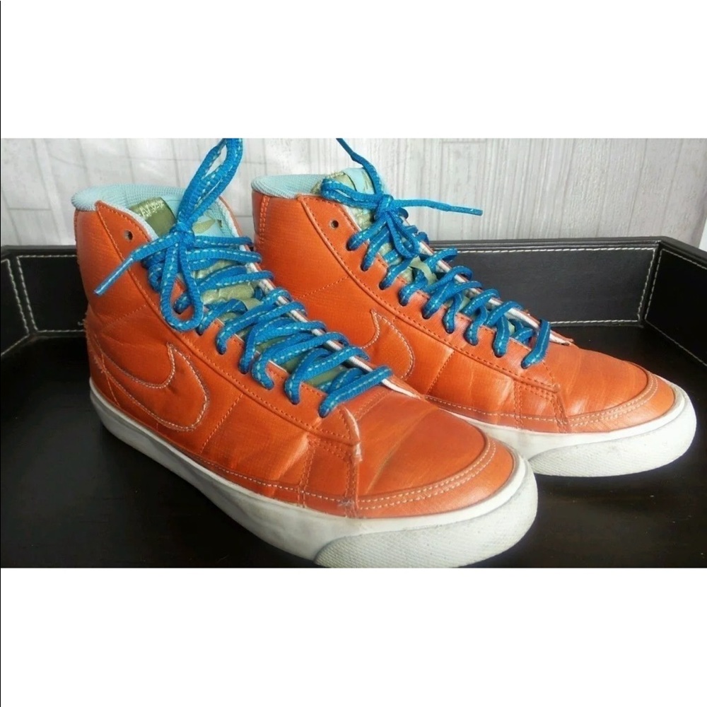 Retro Orange Leather Nike High Top SZ 7.5